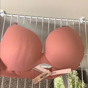 Victoria’s Secret Bra 36C